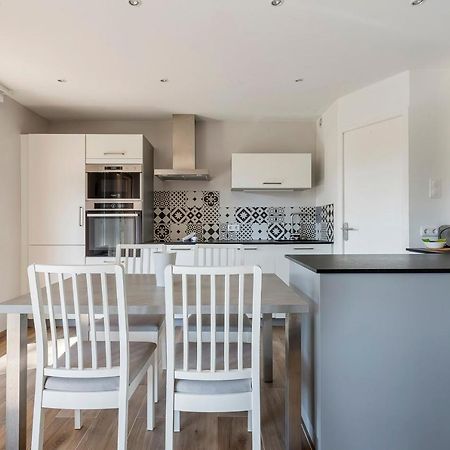 Suite Granges En Rez-De-Jardin Pour 4 Voyageurs Lione Esterno foto