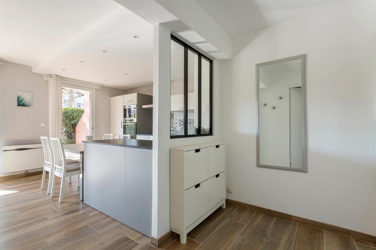 Suite Granges En Rez-De-Jardin Pour 4 Voyageurs Lione Esterno foto