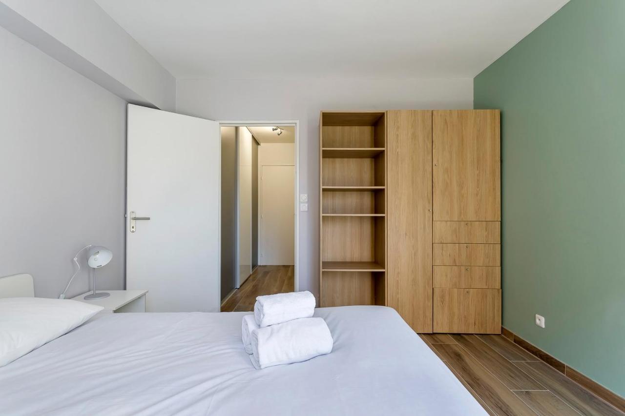 Suite Granges En Rez-De-Jardin Pour 4 Voyageurs Lione Esterno foto